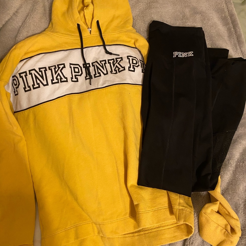 PINK Victoria’s Secret hoodie & leggings